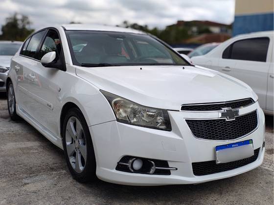 CHEVROLET CRUZE 1.8 LT 16V FLEX 4P AUTOMÁTICO CHEVROLET CRUZE 1.8 LT 16V FLEX 4P AUTOMÁTICO